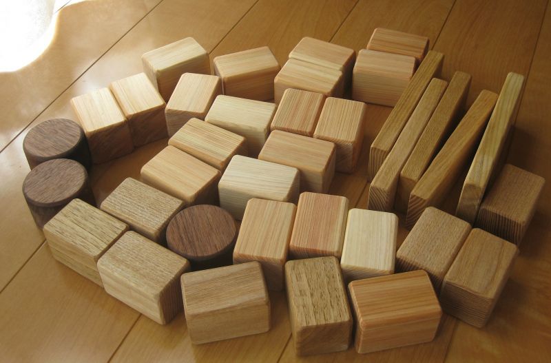 画像: 積木（ひのきとタモの木）タモの木箱